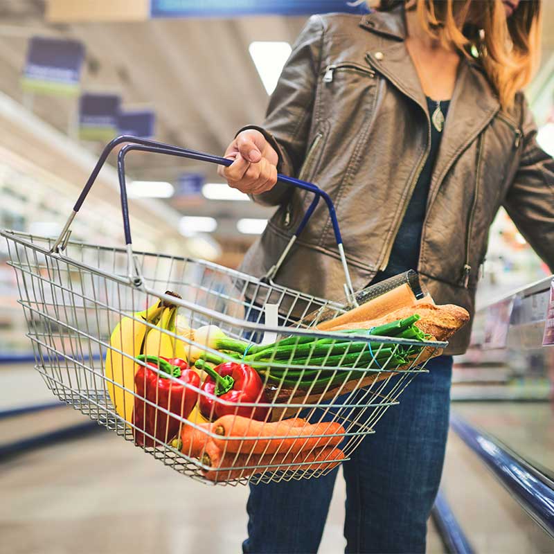 Potraviny a supermarkety v pešej vzdialenosti do 10 minút od budovy Park One